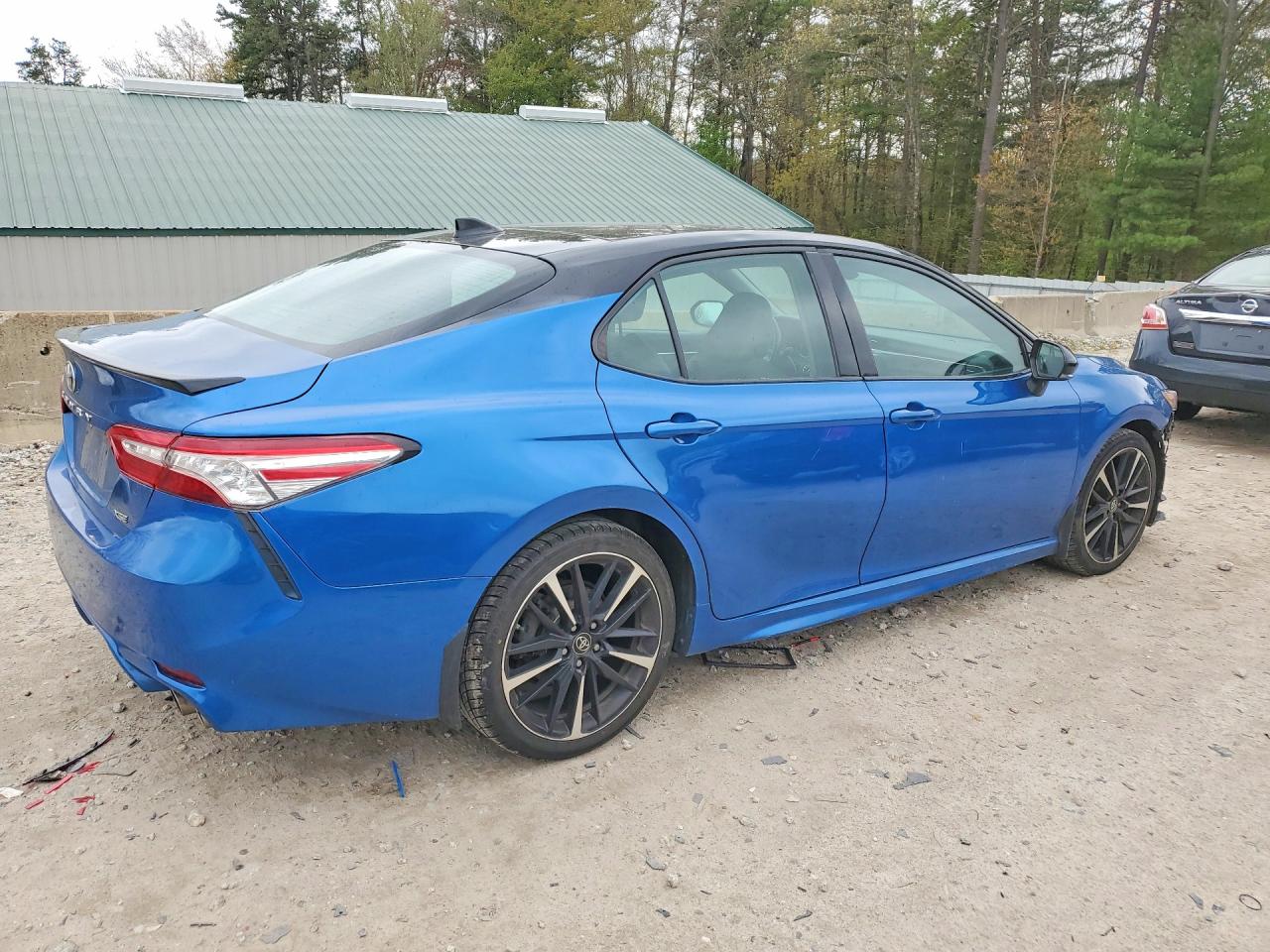 2019 TOYOTA CAMRY