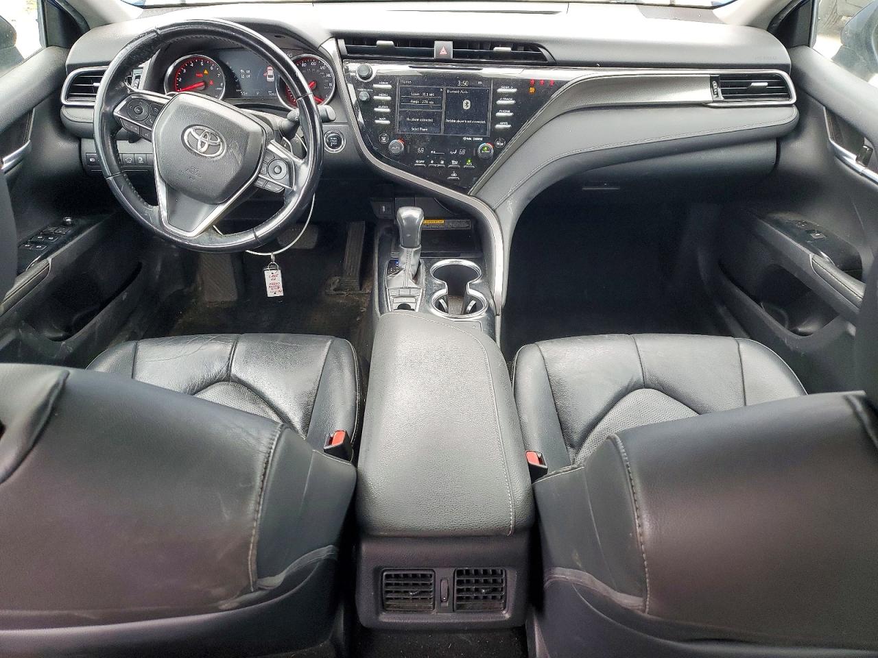 2019 TOYOTA CAMRY