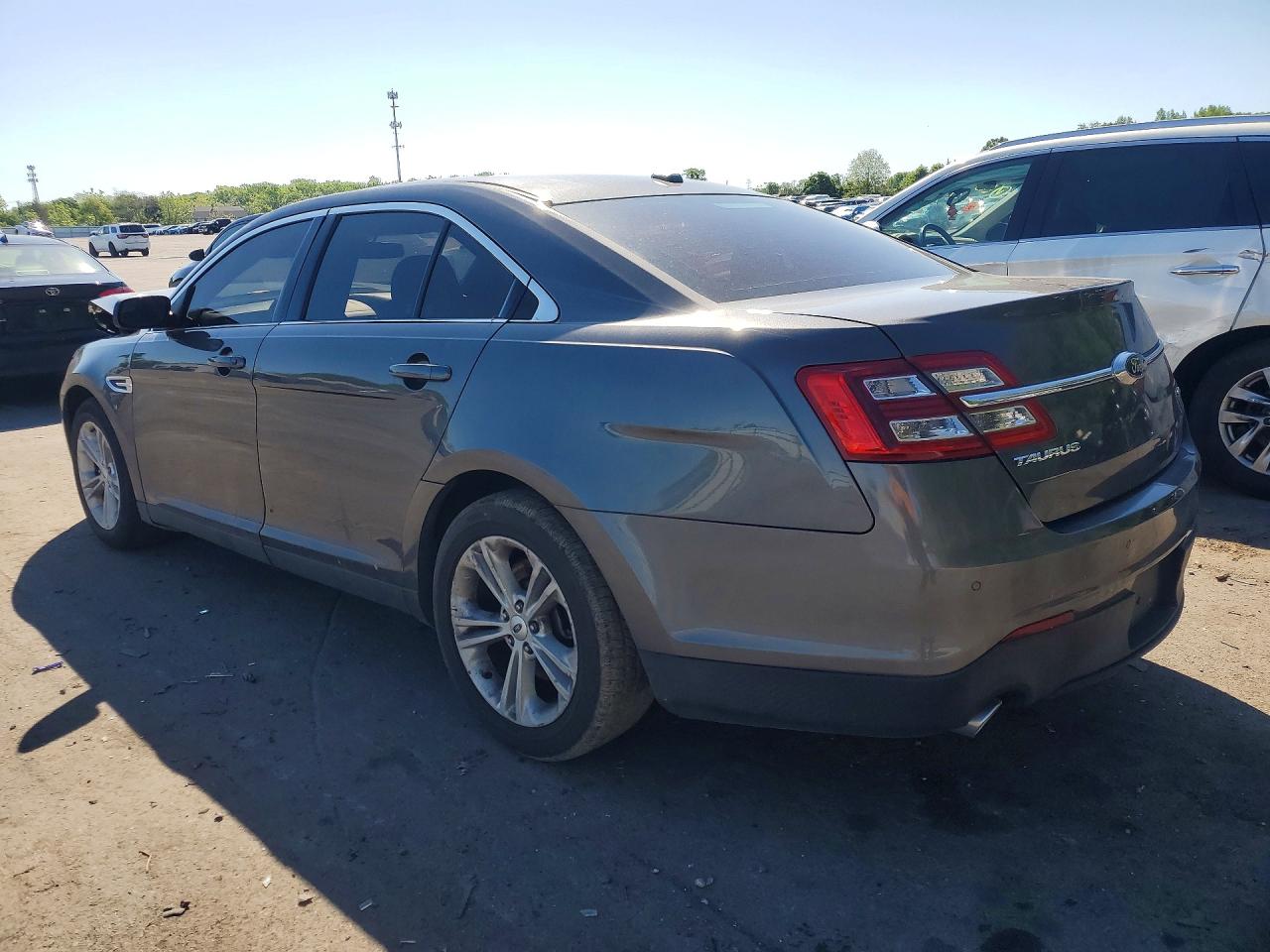 2015 FORD TAURUS
