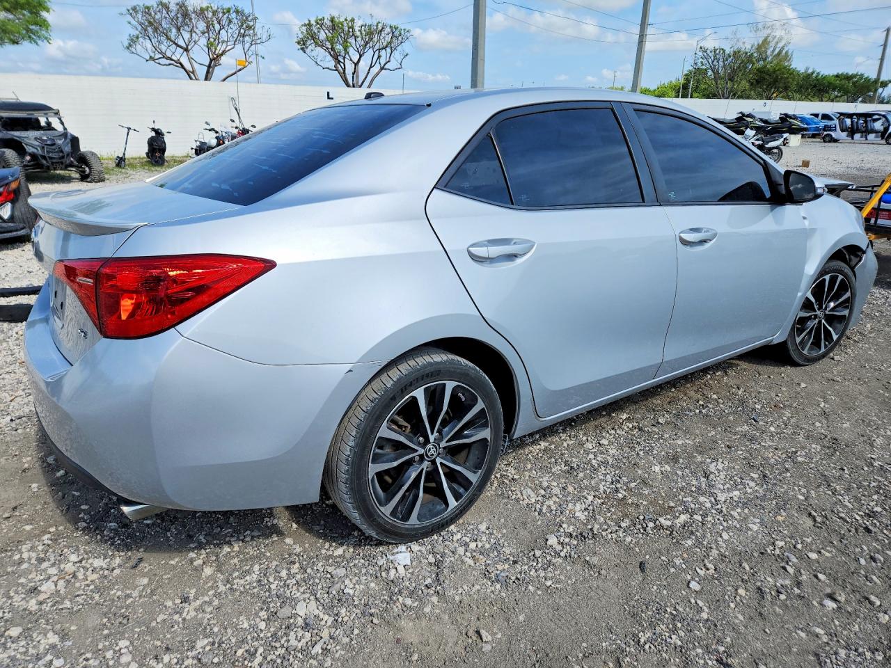 2017 TOYOTA COROLLA