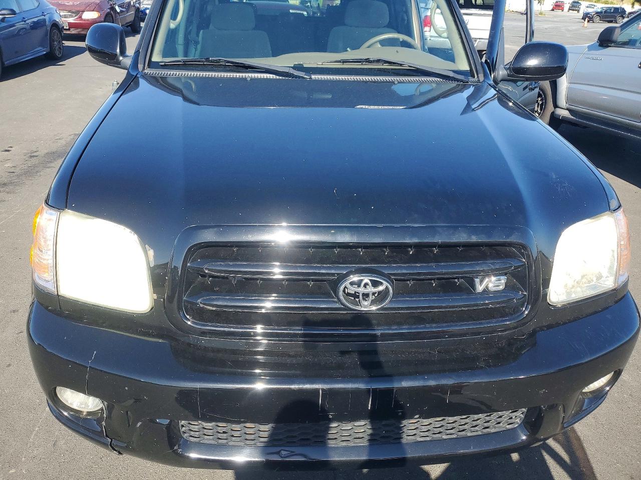 2002 TOYOTA SEQUOIA