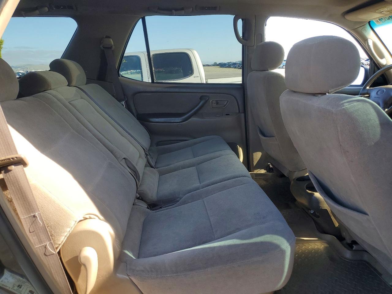 2002 TOYOTA SEQUOIA