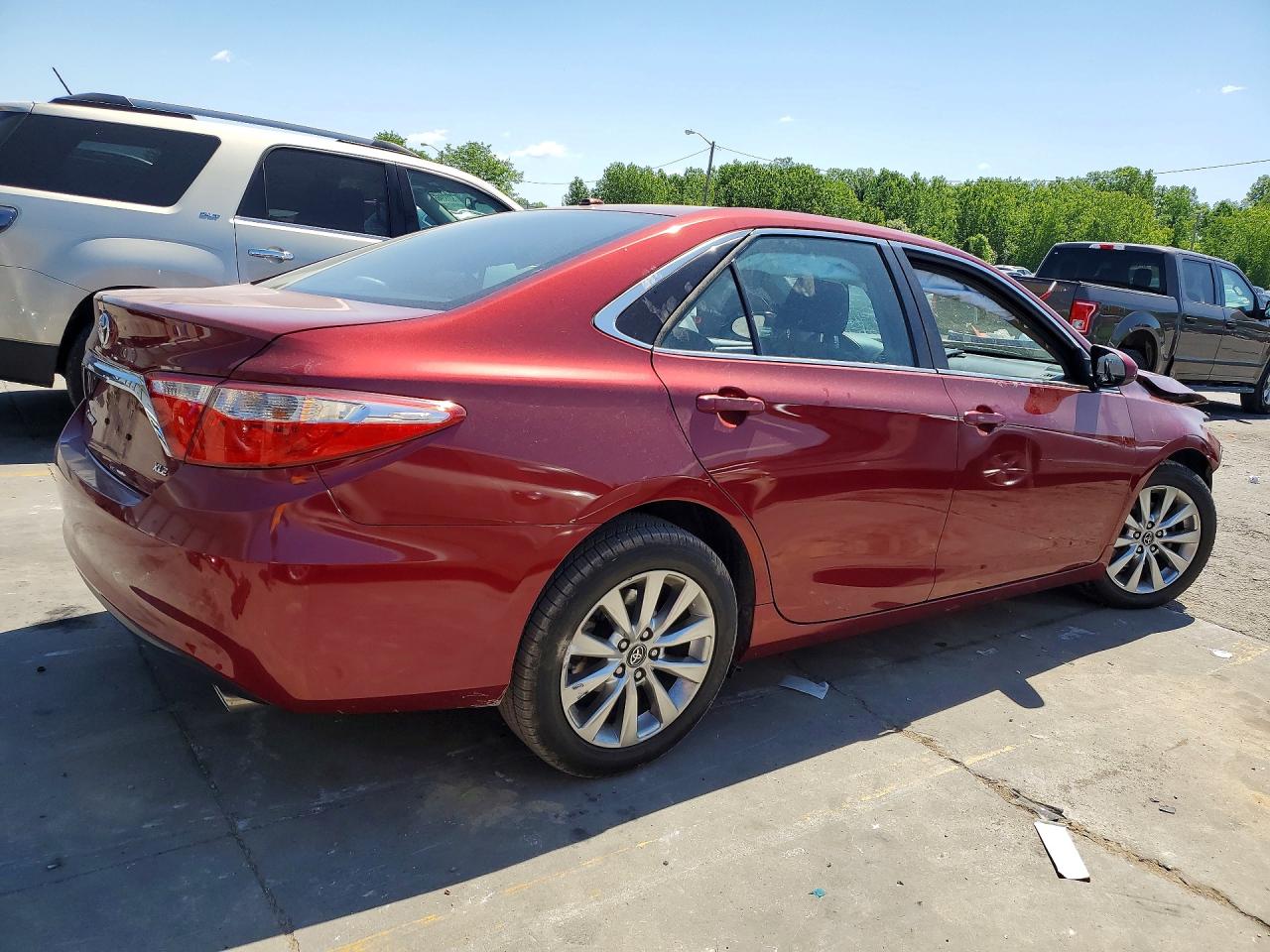 2015 TOYOTA CAMRY