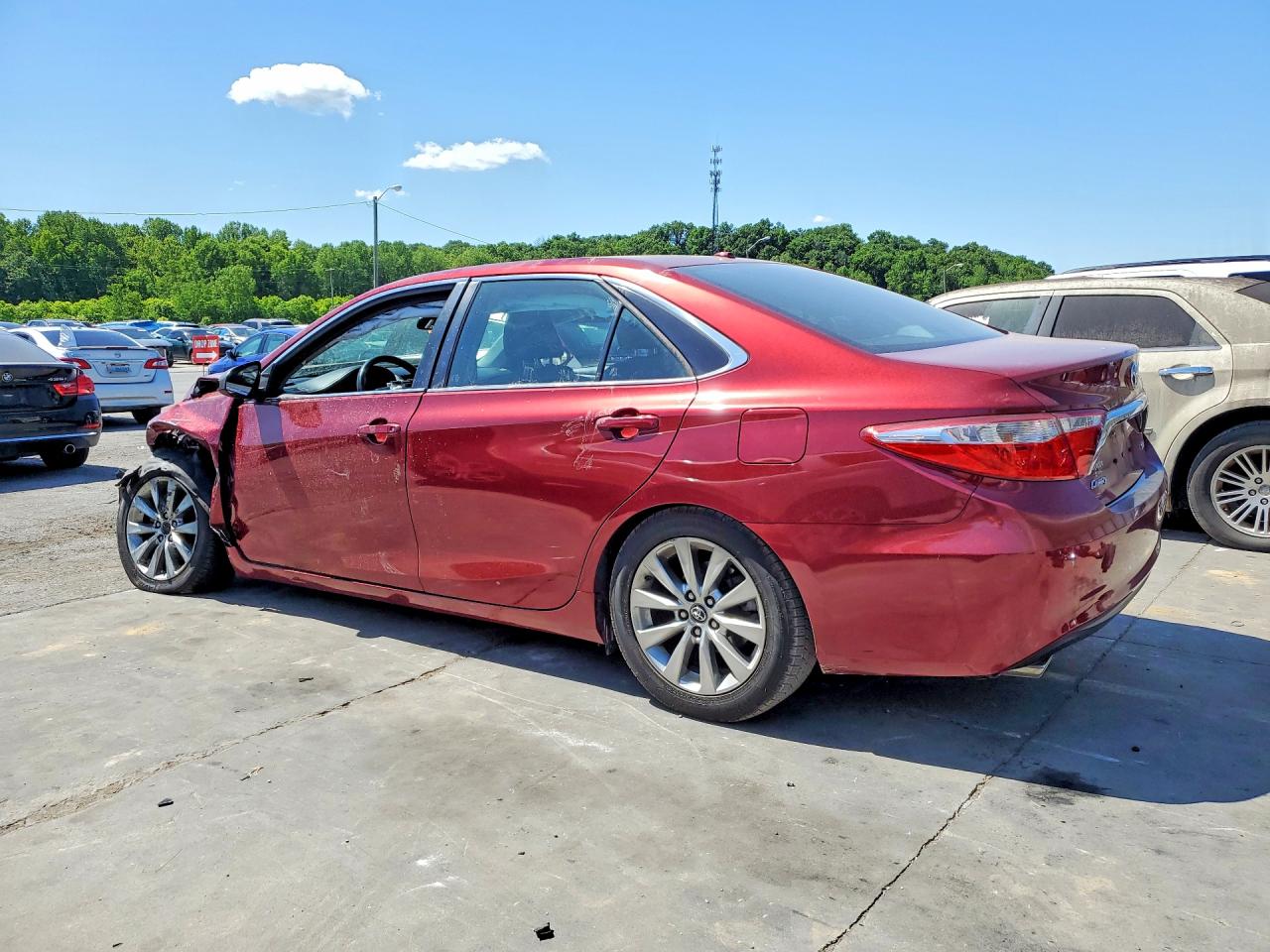 2015 TOYOTA CAMRY