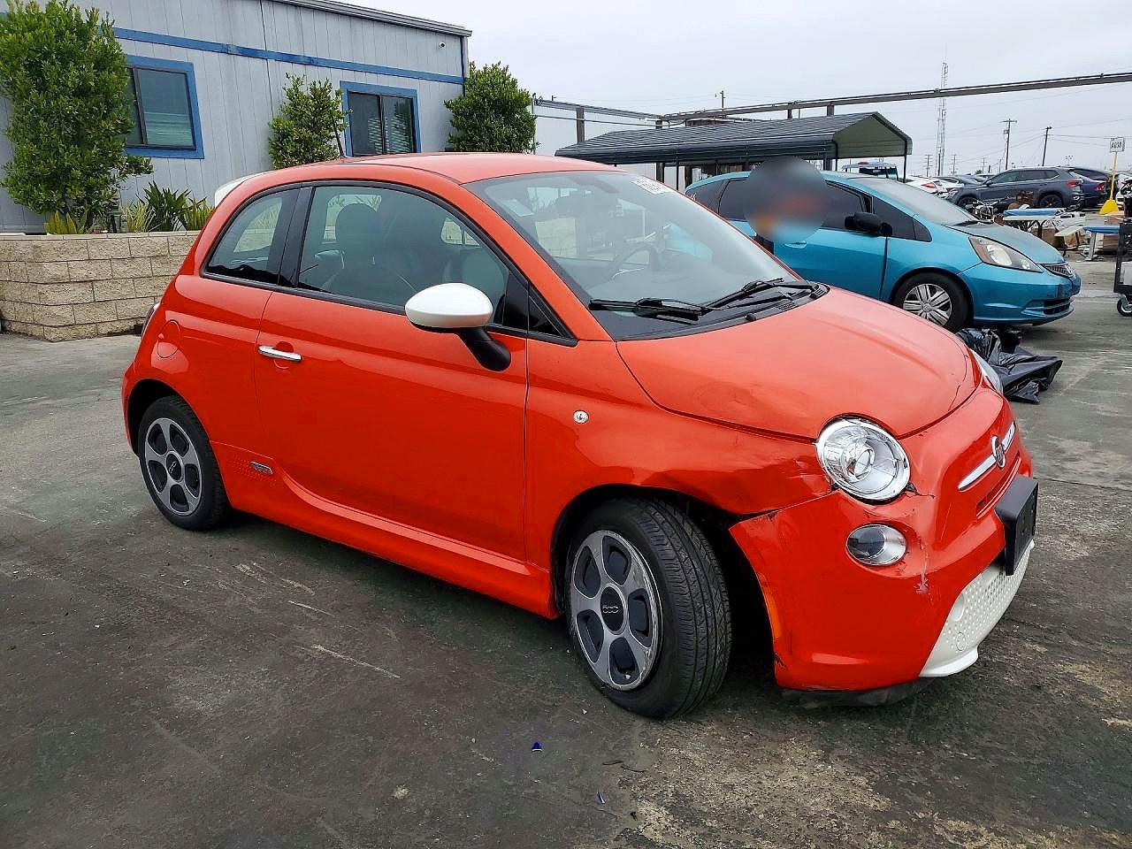 2017 FIAT 500