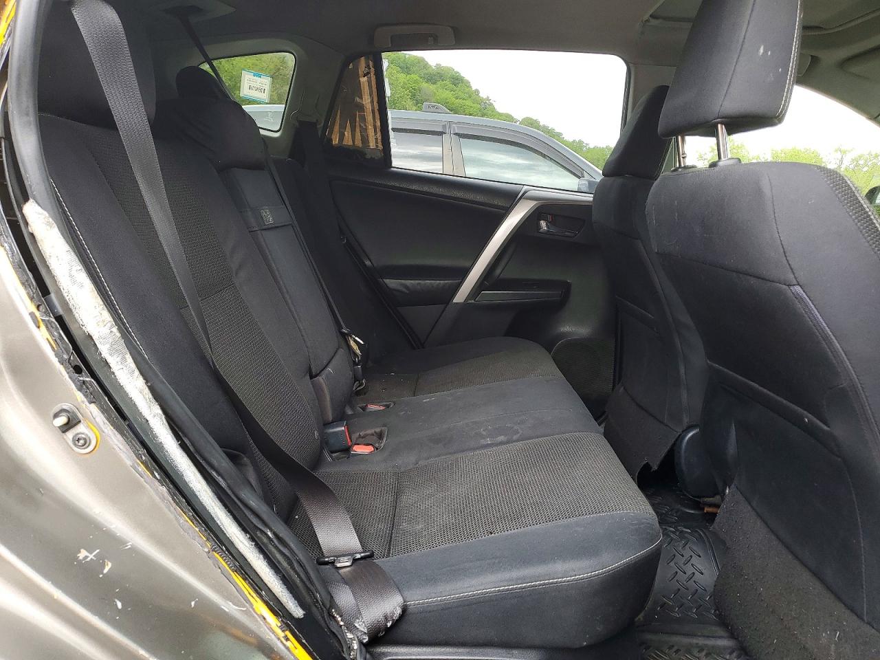 2016 TOYOTA RAV4