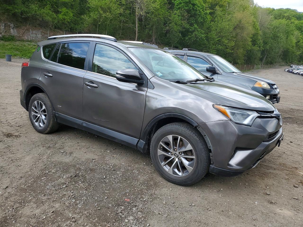 2016 TOYOTA RAV4
