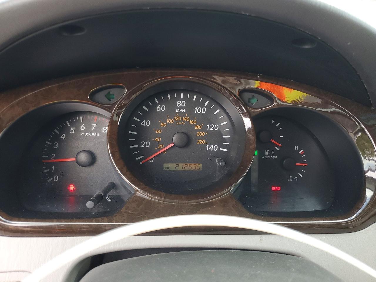 2002 TOYOTA HIGHLANDER