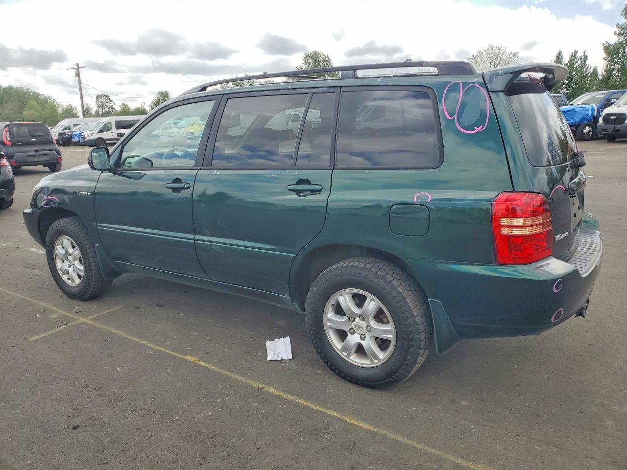 2002 TOYOTA HIGHLANDER
