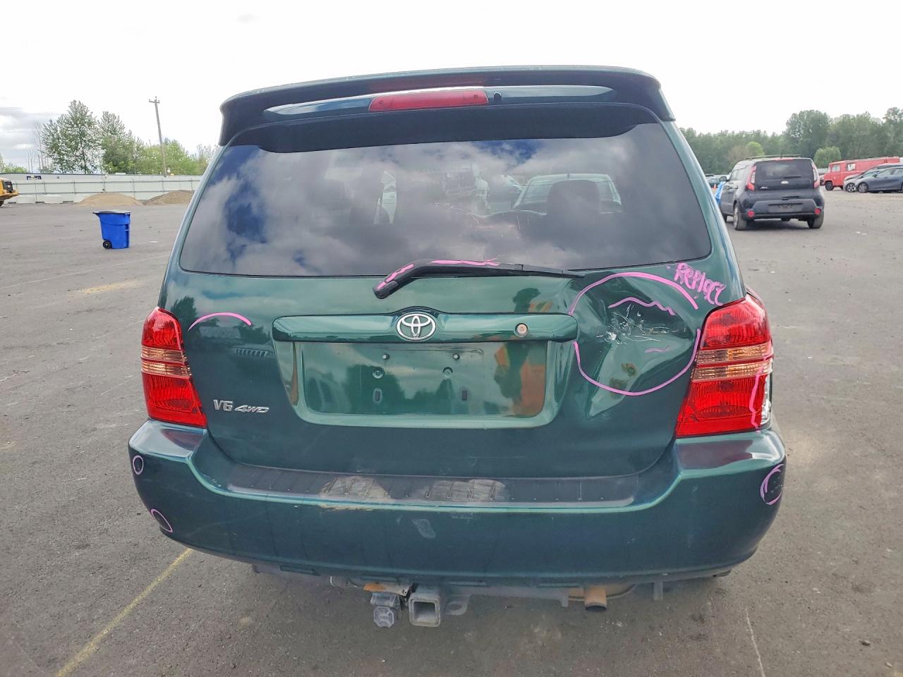 2002 TOYOTA HIGHLANDER