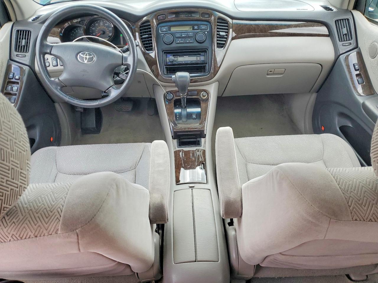 2002 TOYOTA HIGHLANDER