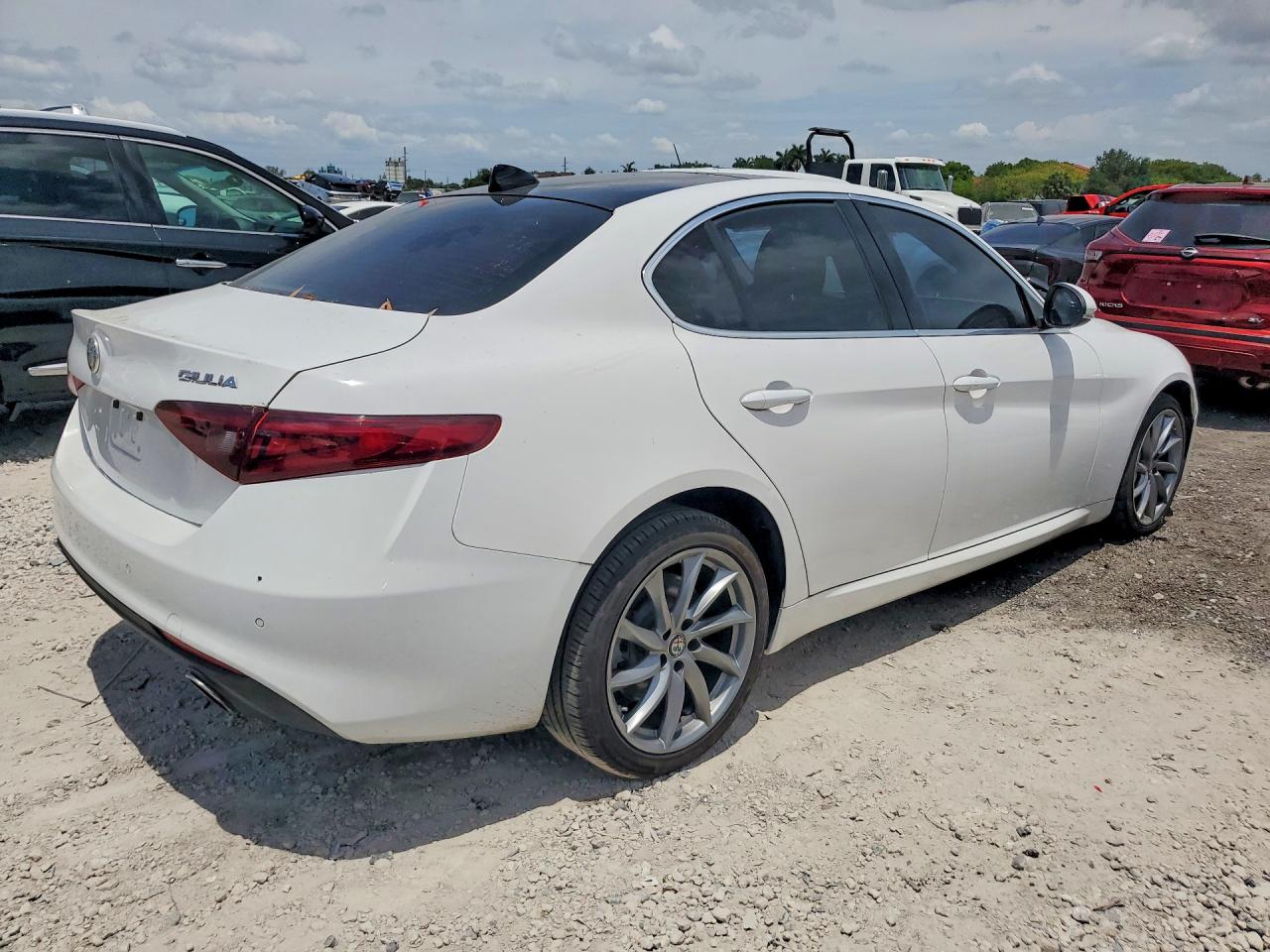 2017 ALFA ROMEO GIULIA