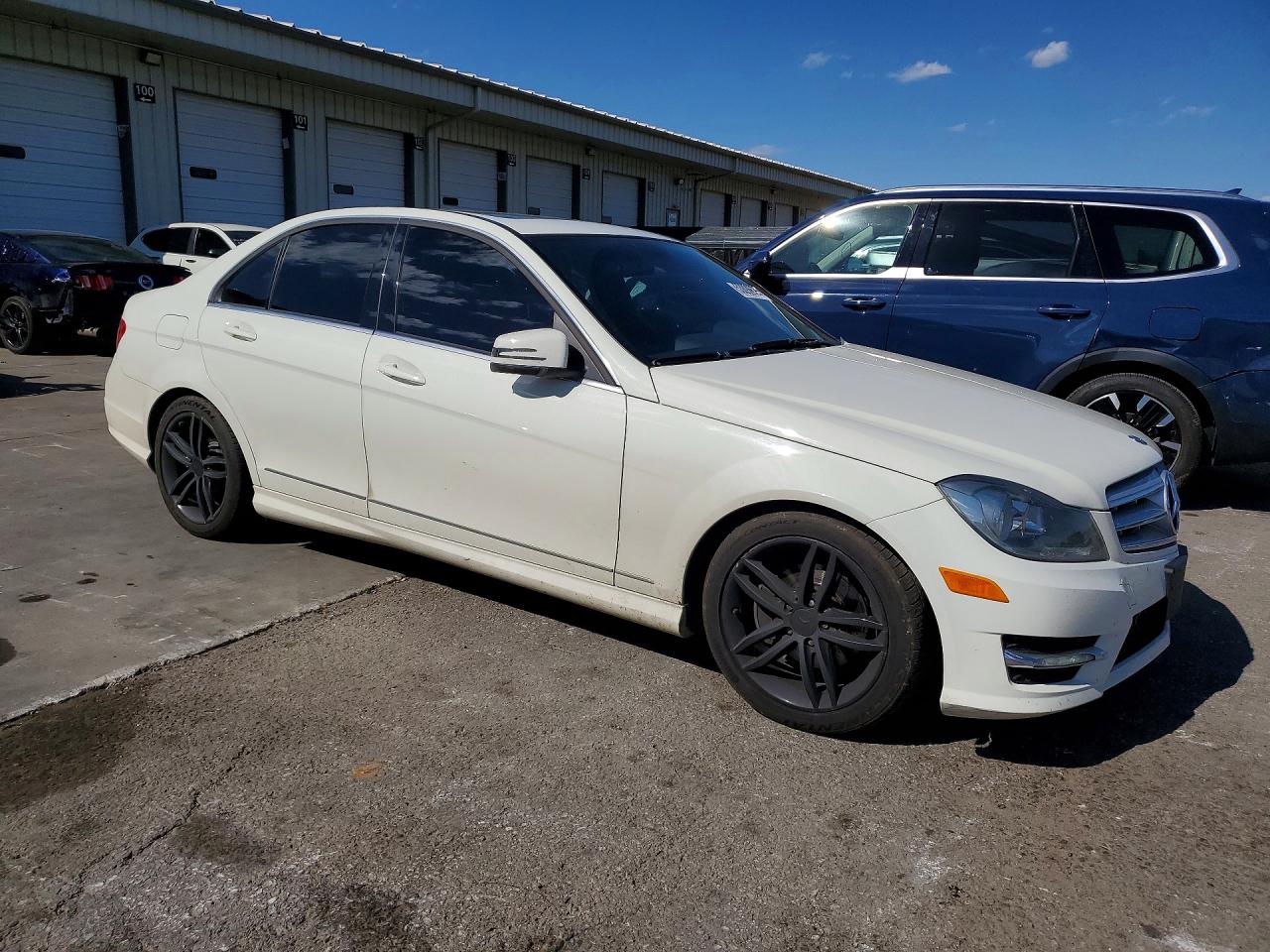 2012 MERCEDES-BENZ C-CLASS