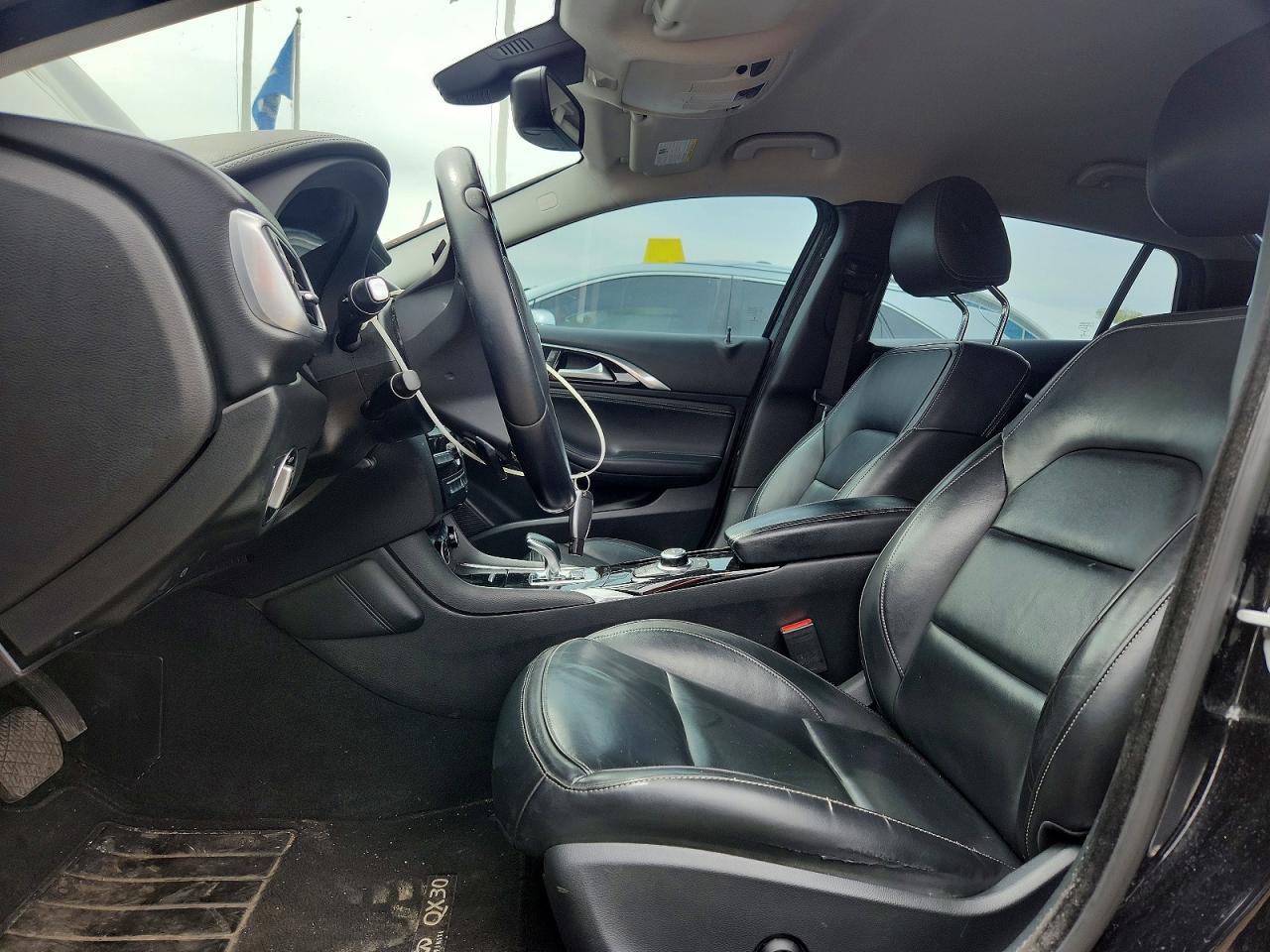 2018 INFINITI QX30