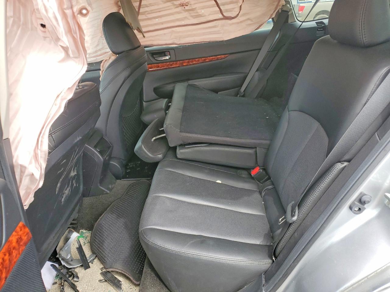 2012 SUBARU OUTBACK