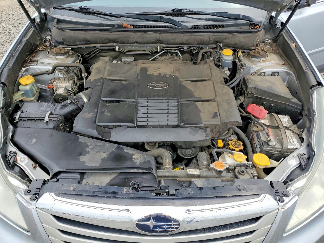 2012 SUBARU OUTBACK