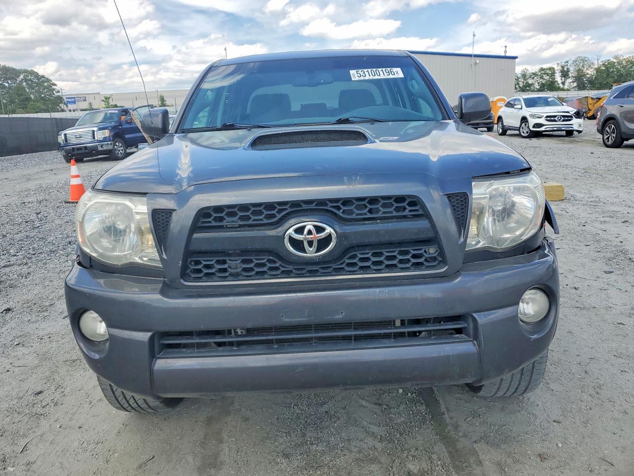 2011 TOYOTA TACOMA