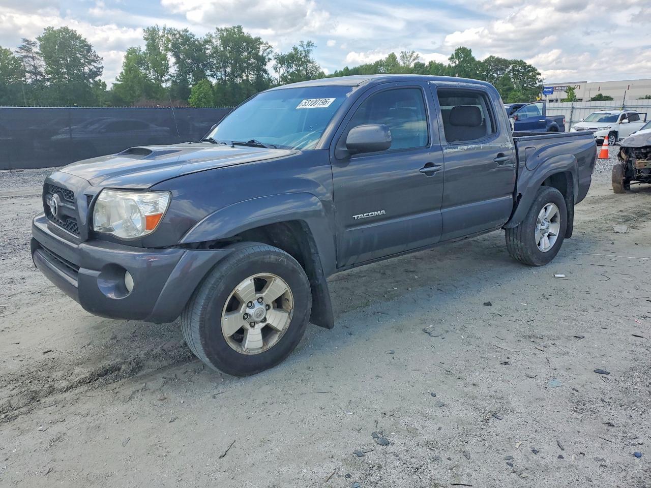 2011 TOYOTA TACOMA