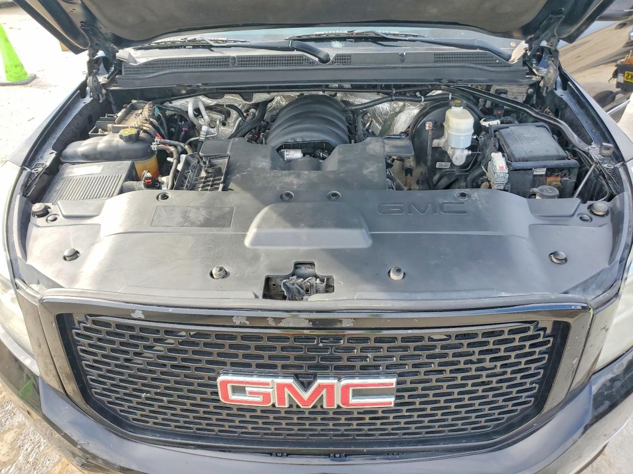 2015 GMC YUKON