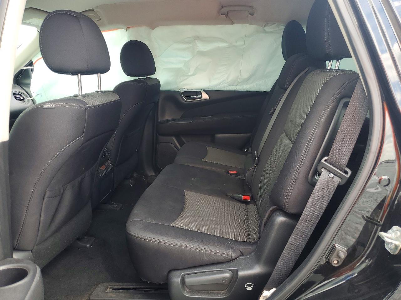 2017 NISSAN PATHFINDER