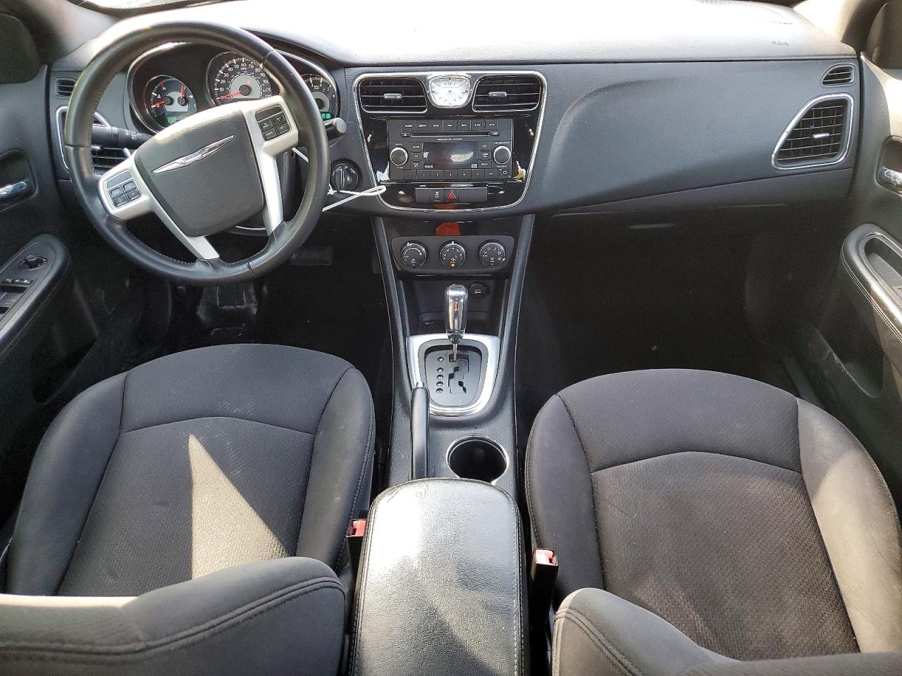 2014 CHRYSLER 200
