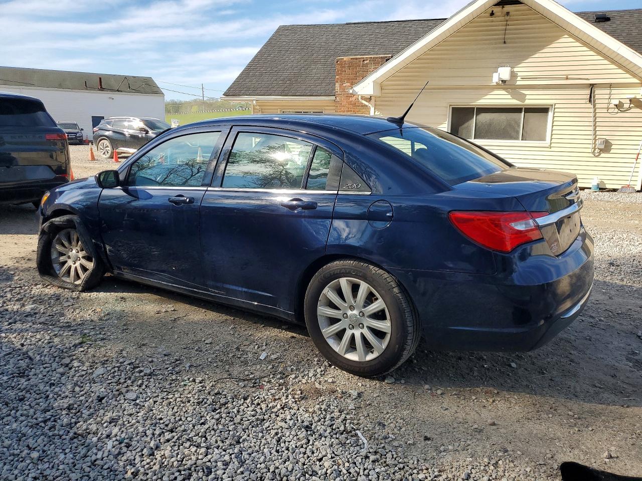 2014 CHRYSLER 200
