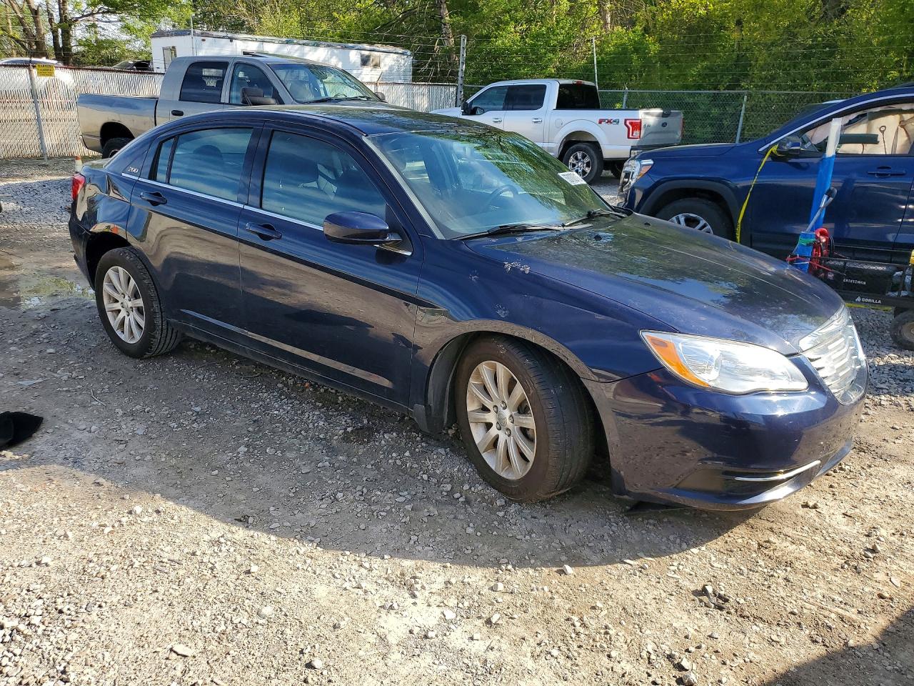 2014 CHRYSLER 200