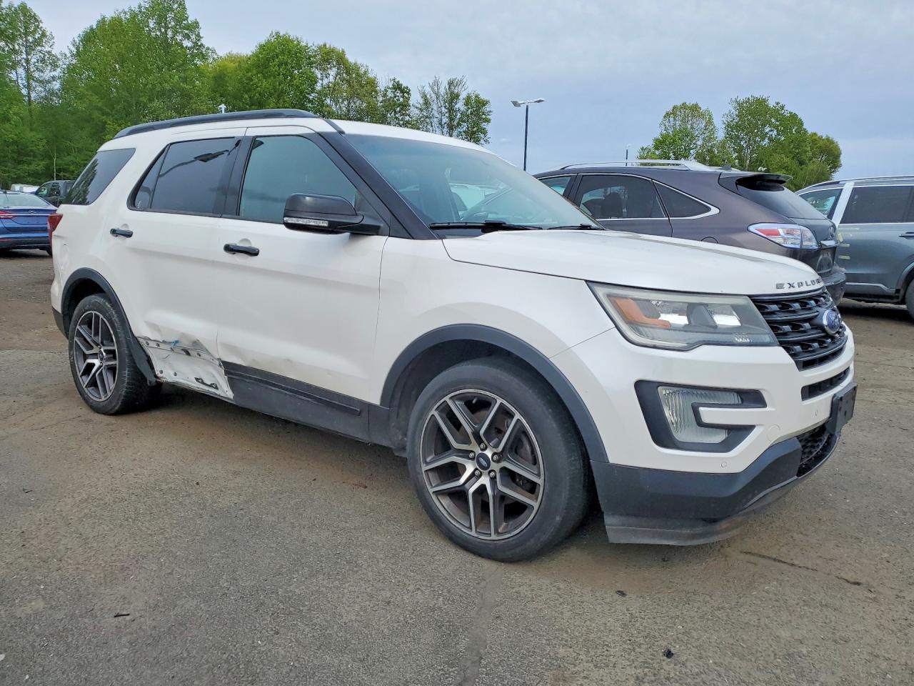 2016 FORD EXPLORER
