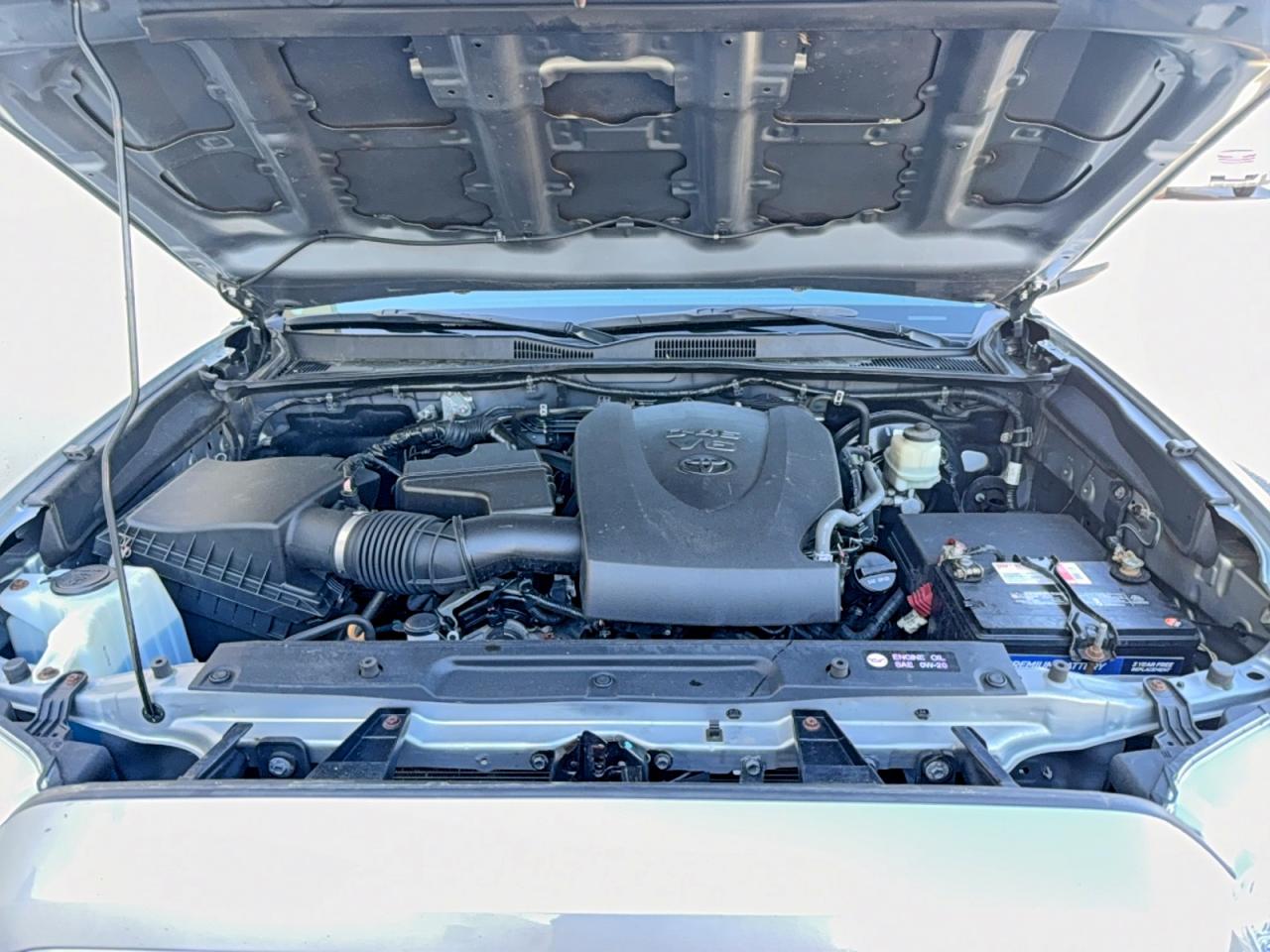 2016 TOYOTA TACOMA
