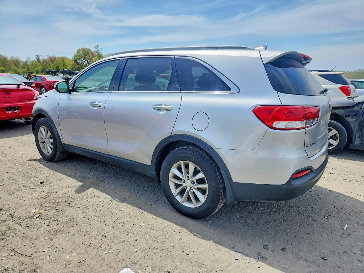 2016 KIA SORENTO