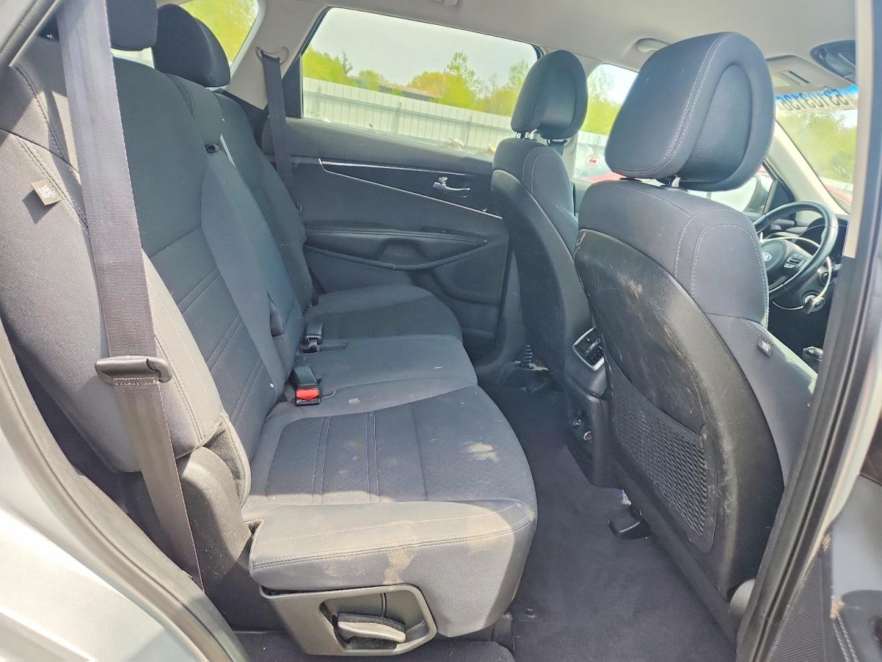 2016 KIA SORENTO