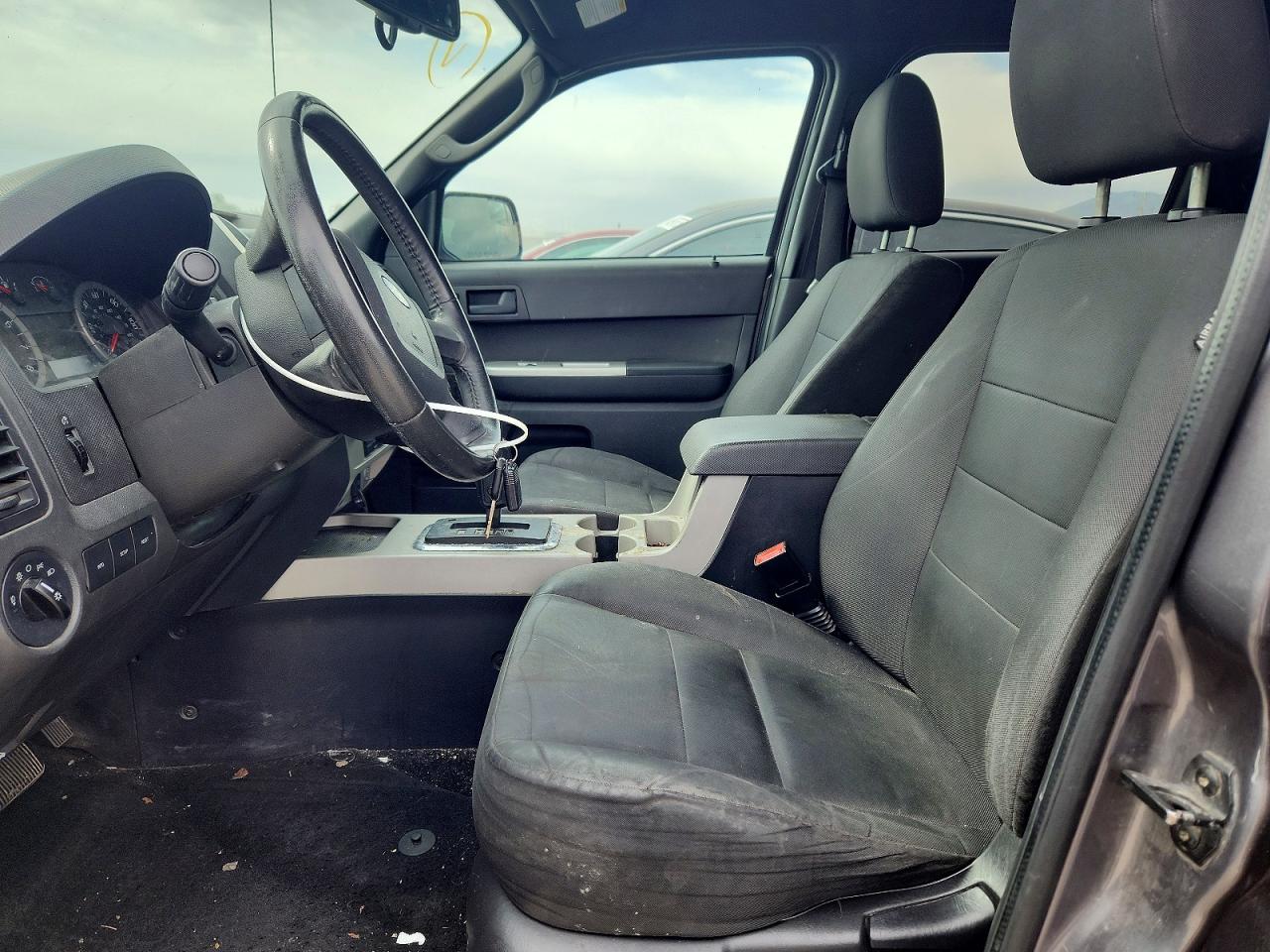 2012 FORD ESCAPE