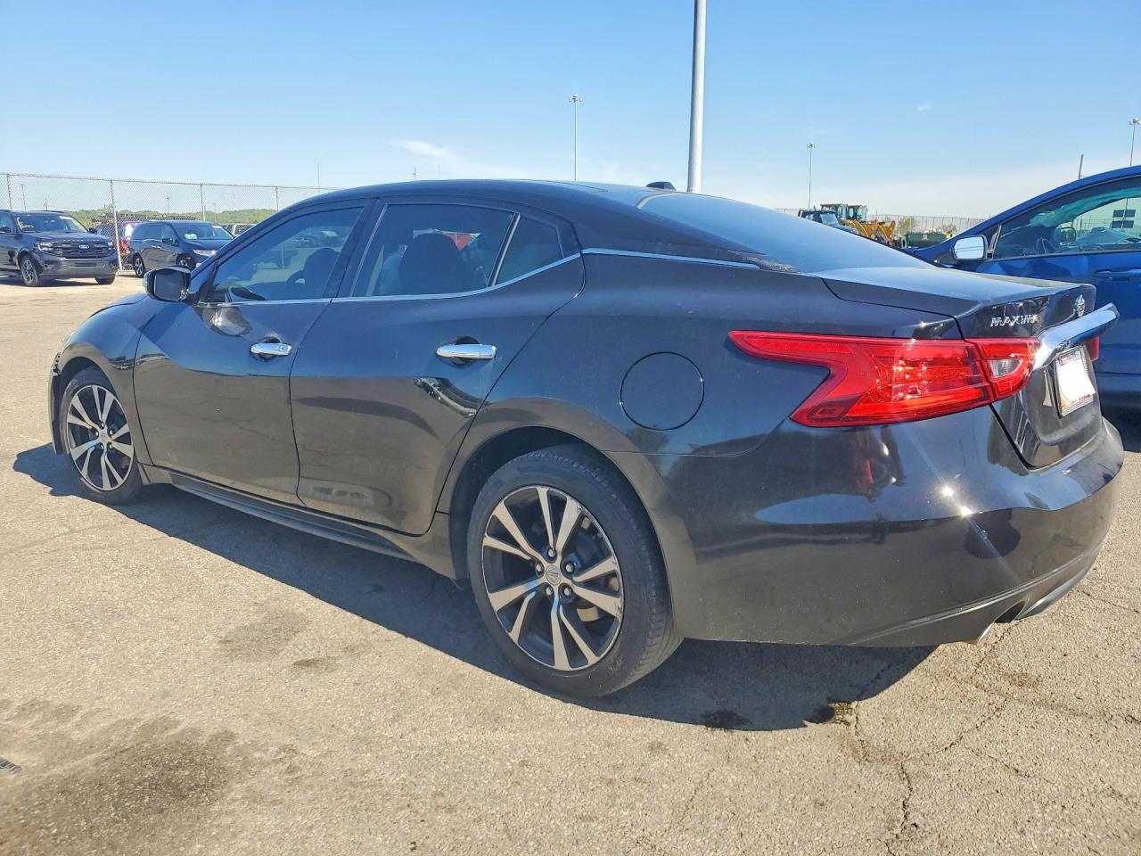 2017 NISSAN MAXIMA