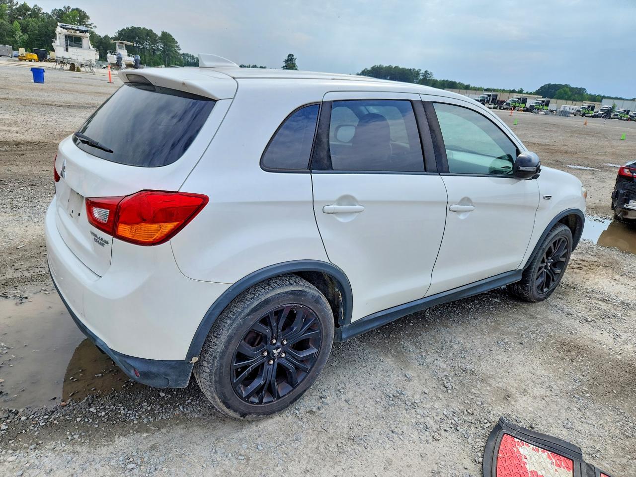 2017 MITSUBISHI OUTLANDER