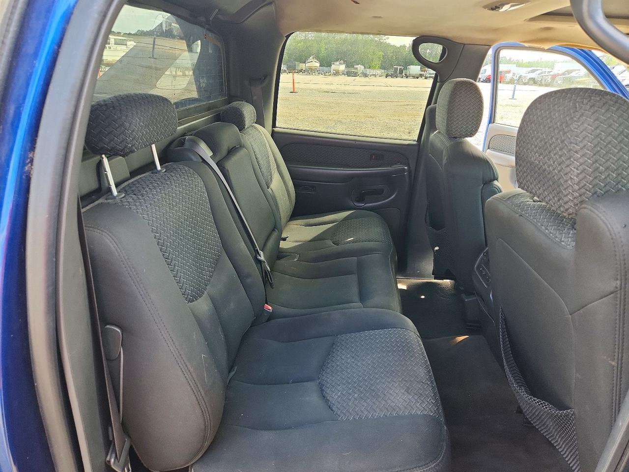 2004 CHEVROLET AVALANCHE
