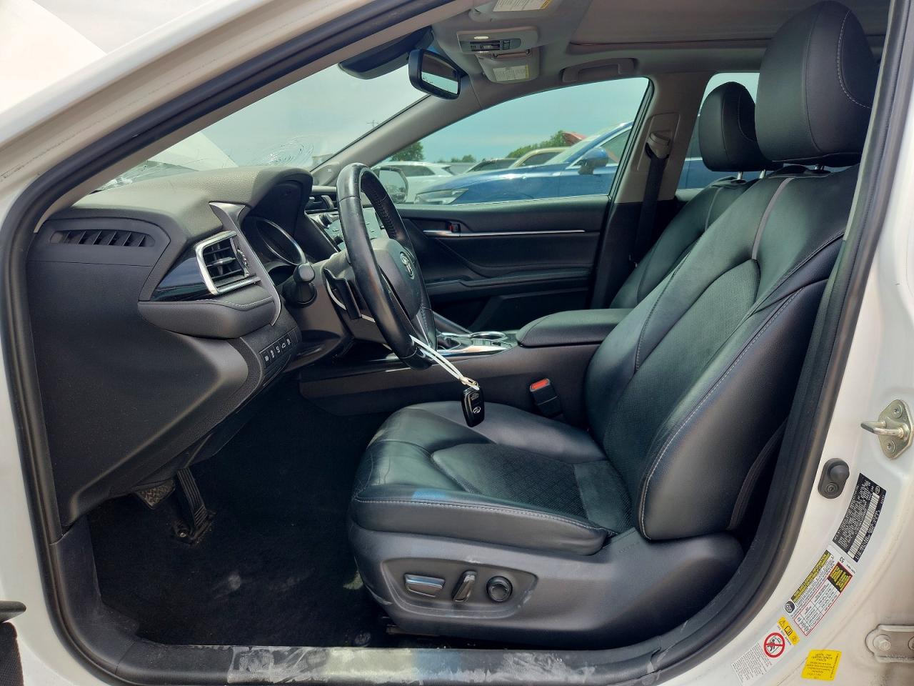2018 TOYOTA CAMRY