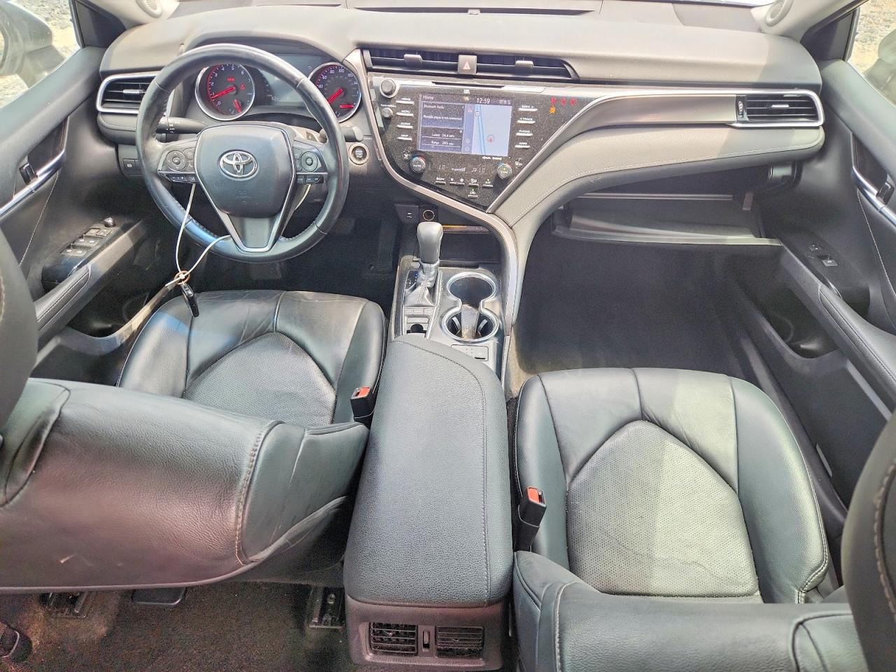 2018 TOYOTA CAMRY