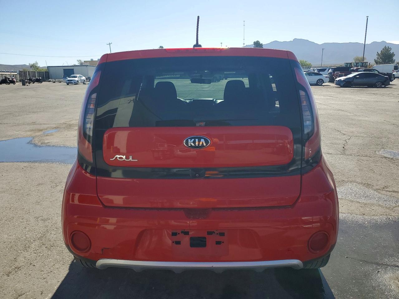 2018 KIA SOUL