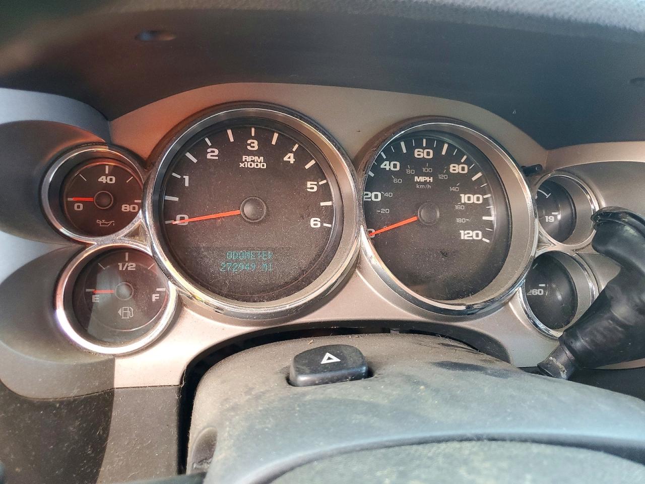 2011 CHEVROLET SILVERADO