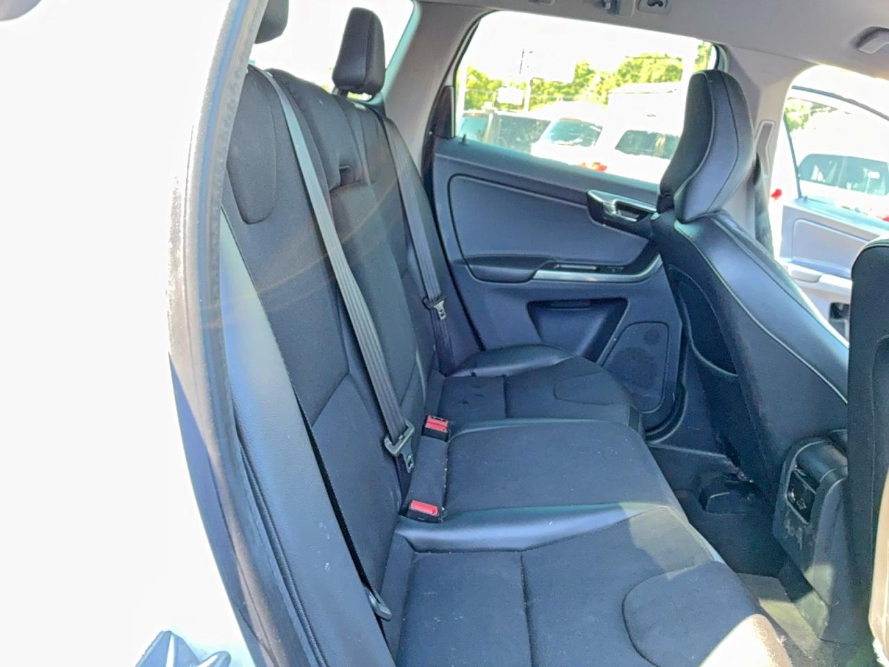 2016 VOLVO XC60