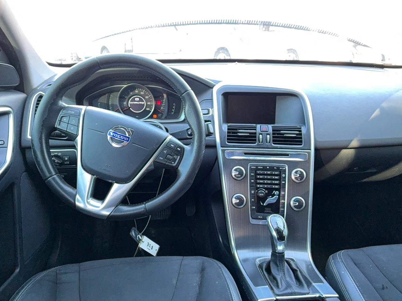 2016 VOLVO XC60