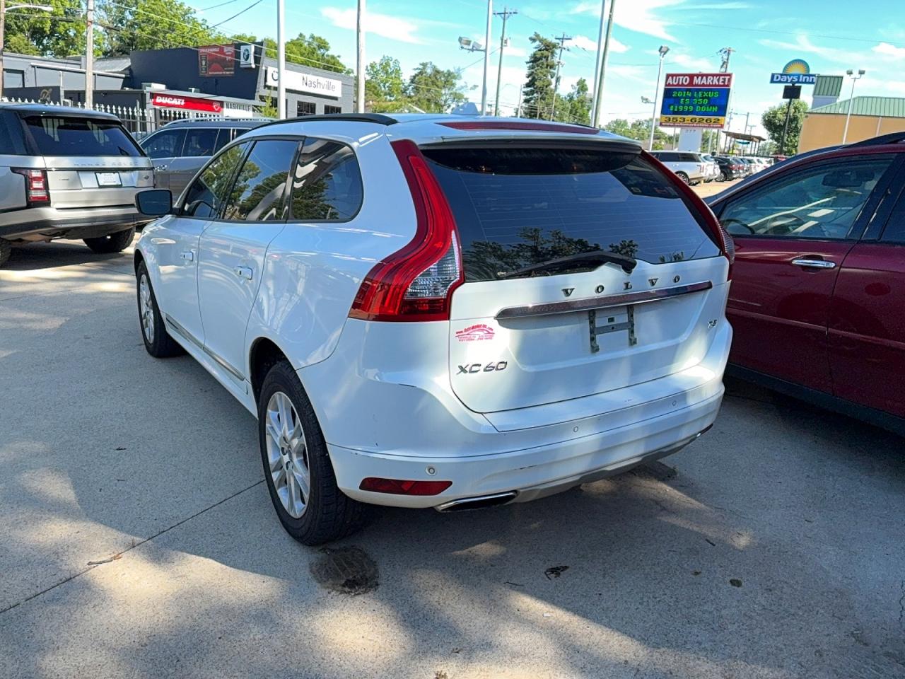 2016 VOLVO XC60