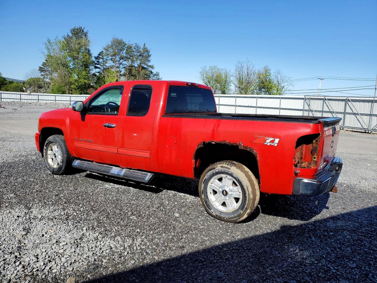 2011 CHEVROLET SILVERADO