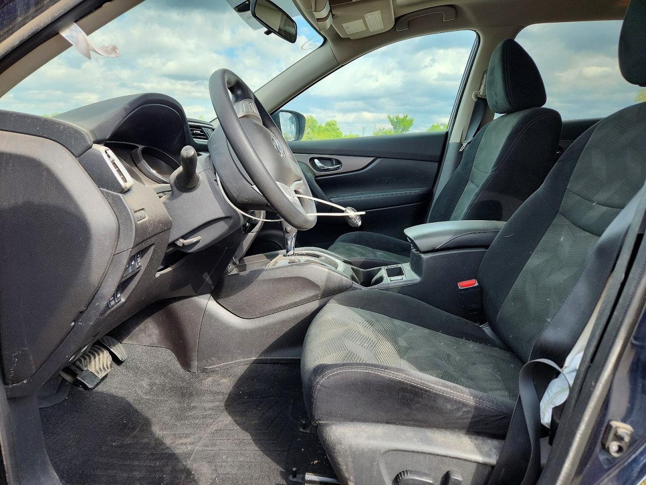 2015 NISSAN ROGUE