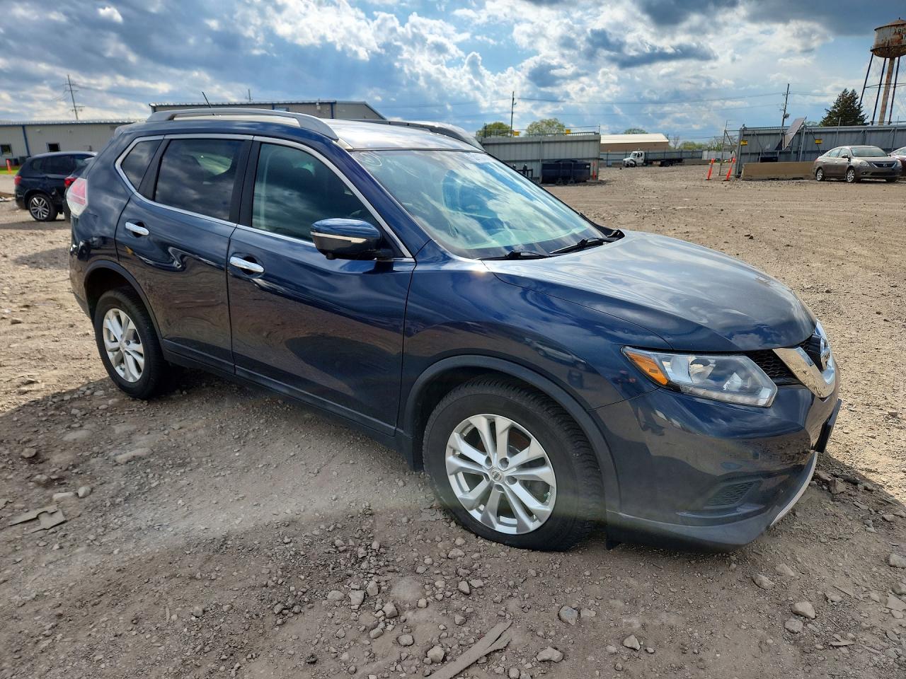 2015 NISSAN ROGUE
