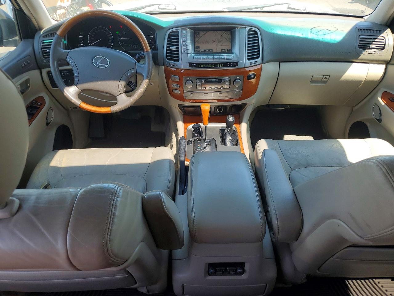 2004 LEXUS LX470