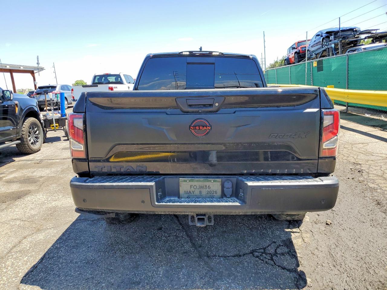 2024 NISSAN TITAN