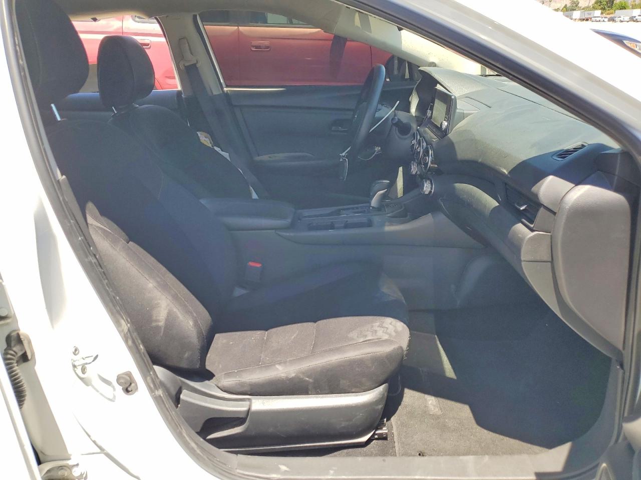 2024 NISSAN SENTRA