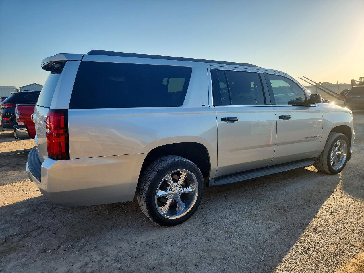 2015 CHEVROLET SUBURBAN