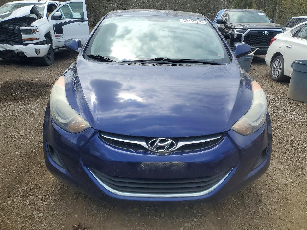2013 HYUNDAI ELANTRA